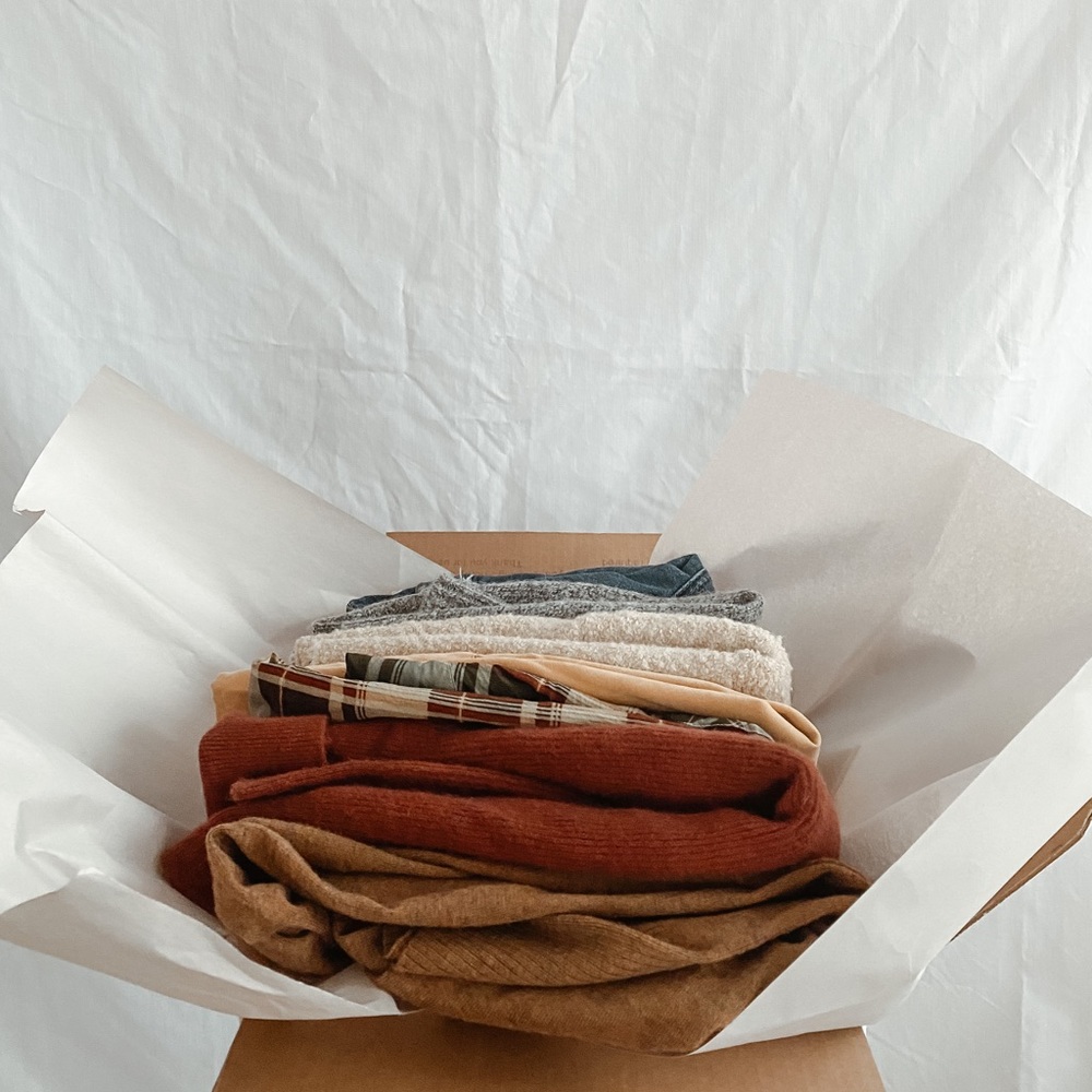 Thrift Fit Box | Alexandra